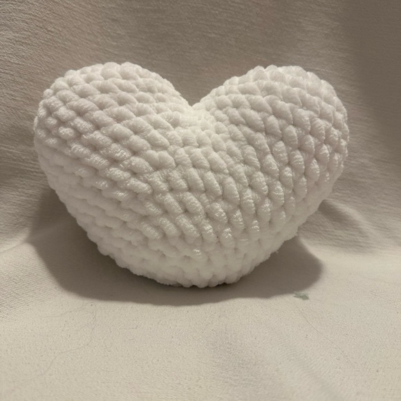 Handmade crochet heart plush/pillow - Picture 1 of 3
